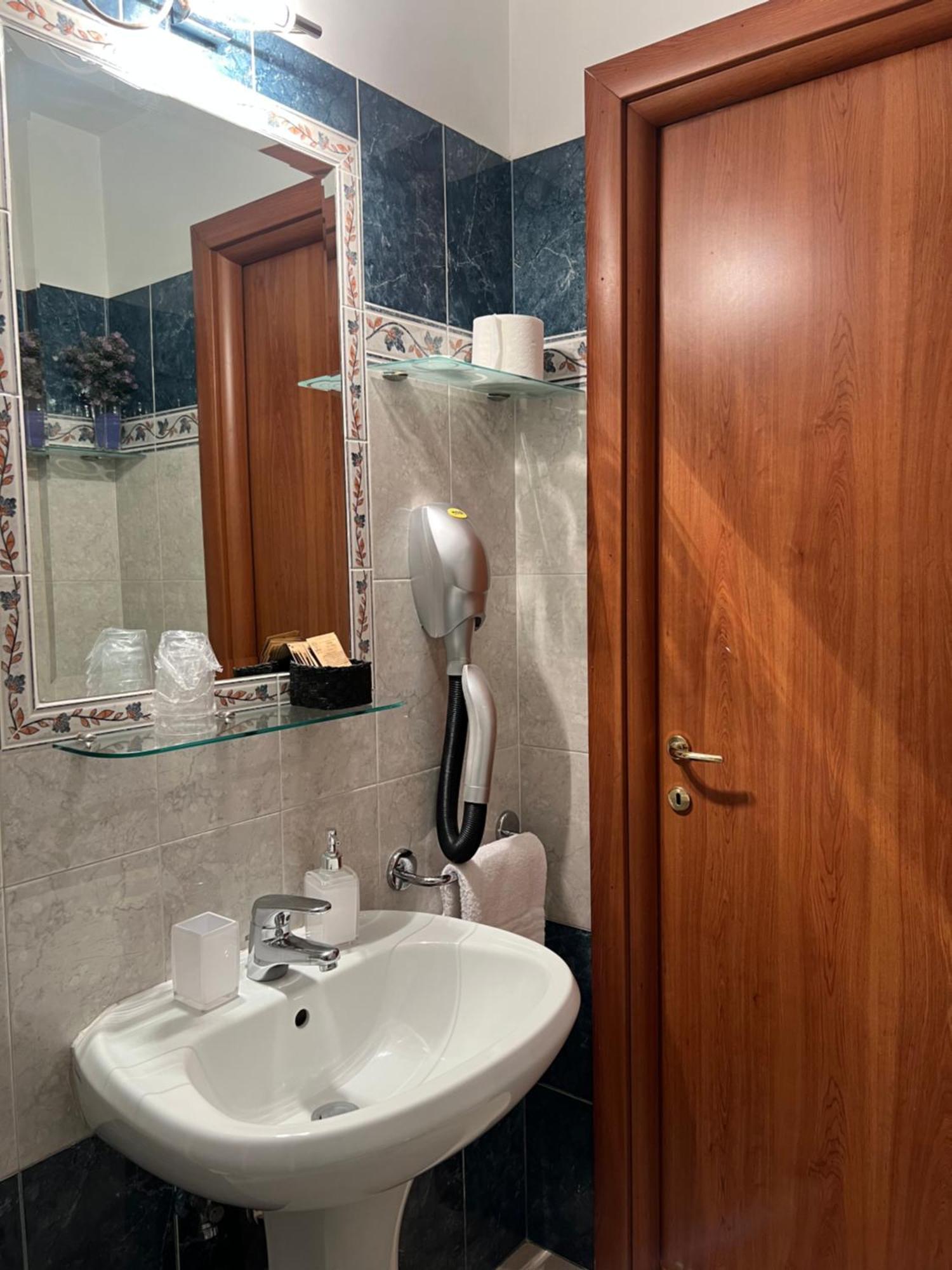 Citta Eterna Guest House Ρώμη Εξωτερικό φωτογραφία