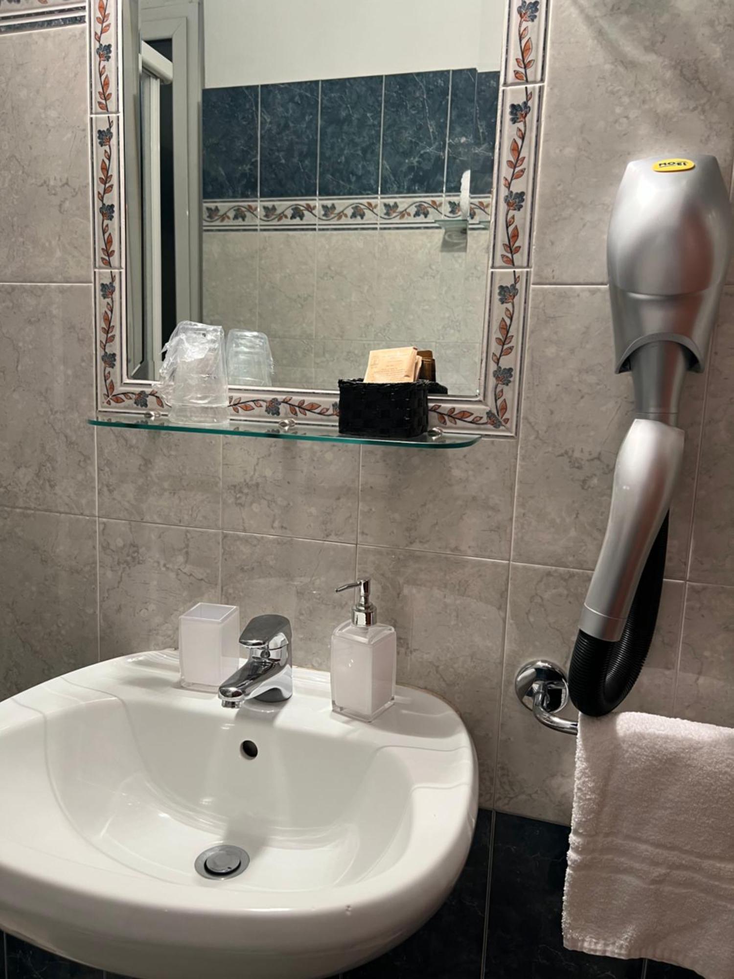 Citta Eterna Guest House Ρώμη Εξωτερικό φωτογραφία