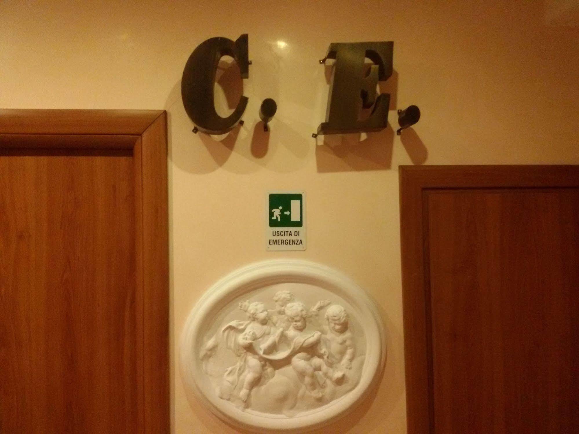 Citta Eterna Guest House Ρώμη Εξωτερικό φωτογραφία